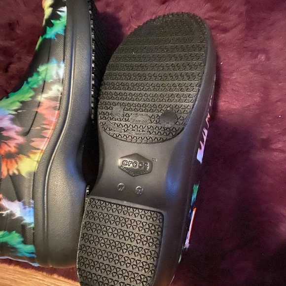 Brand new Croc’s, women’s size 11 - Picture 3 of 4